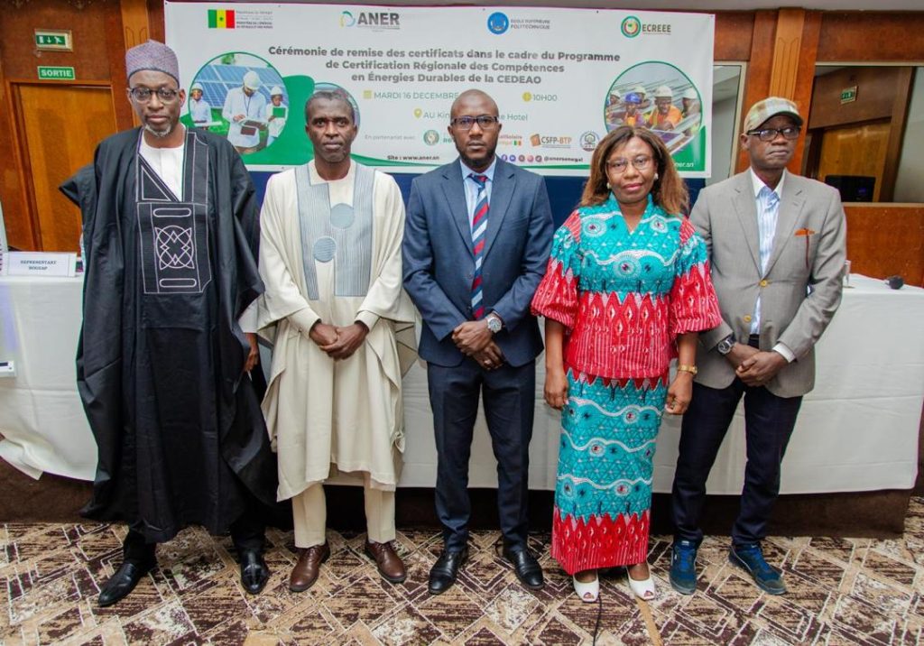 Cérémonie de remise des certificats du Programme régional de certification des compétences en énergies durables de la CEDEAO