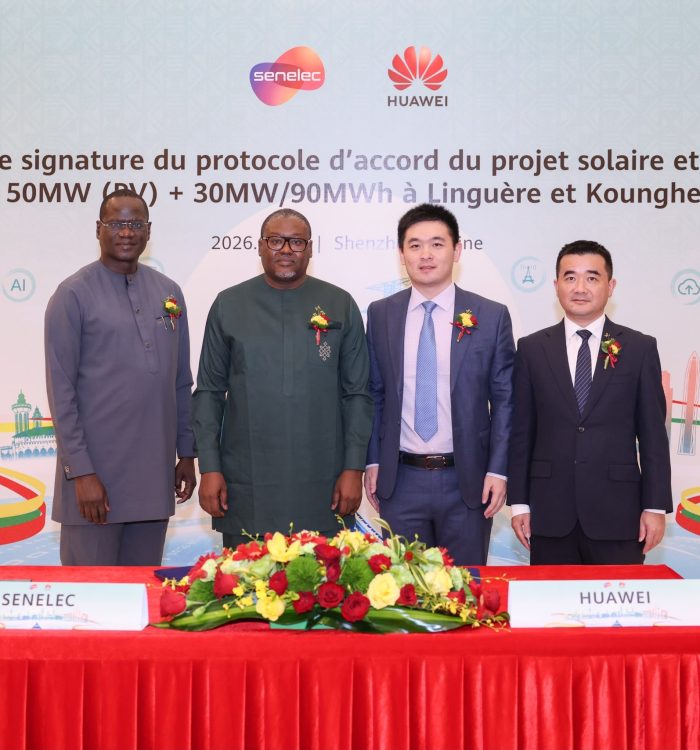 Visite de travail sur invitation du groupe Huawei Technologies Co., Ltd.